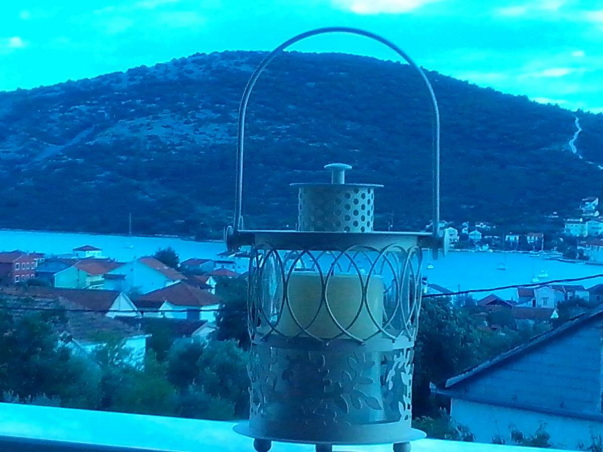 Apartment Silvija Vinišće Zewnętrze zdjęcie