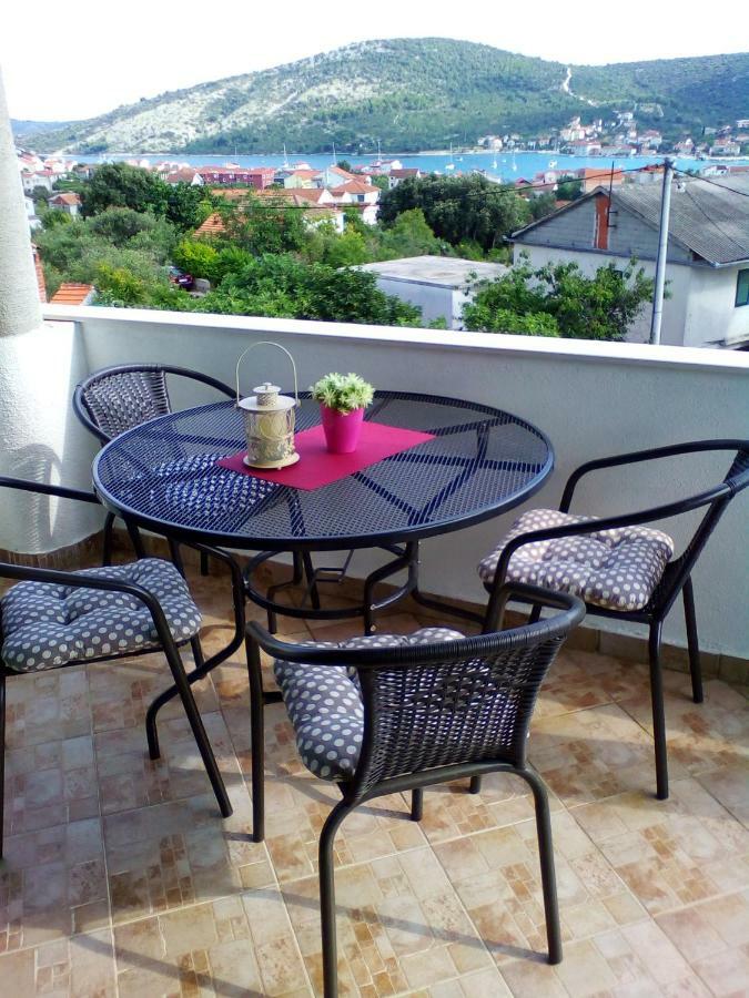 Apartment Silvija Vinišće Zewnętrze zdjęcie