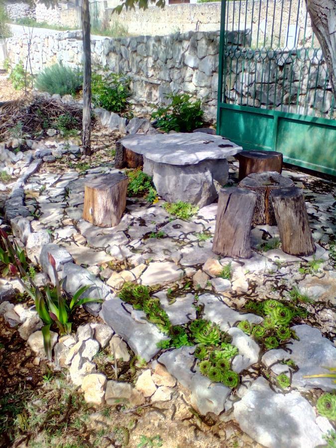Apartment Silvija Vinišće Zewnętrze zdjęcie